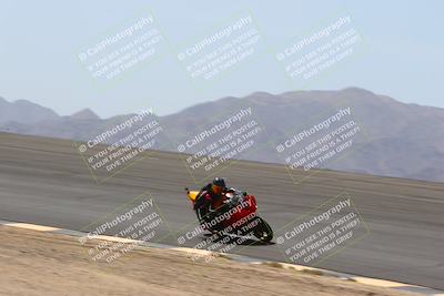 media/Apr-10-2022-SoCal Trackdays (Sun) [[f104b12566]]/Bowl (11am)/